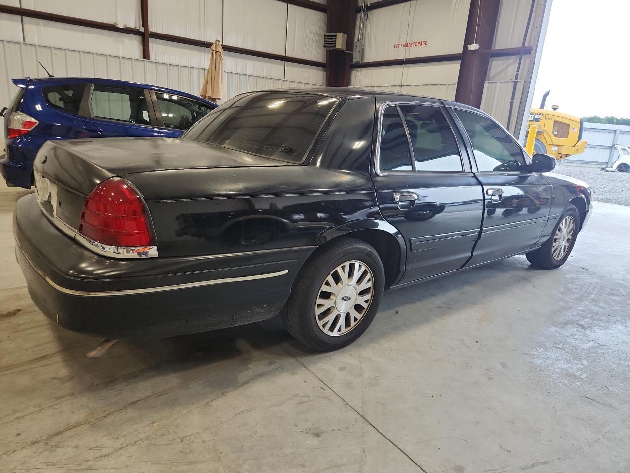 2003 FORD CROWN VICTORIA LX — Фото 3 из 12