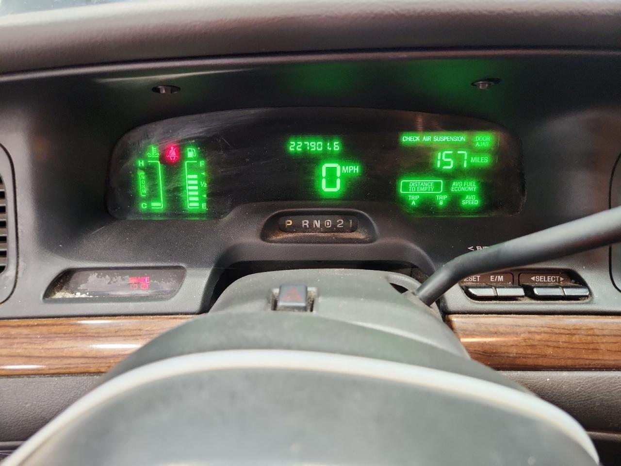 2003 FORD CROWN VICTORIA LX — Фото 9 из 12