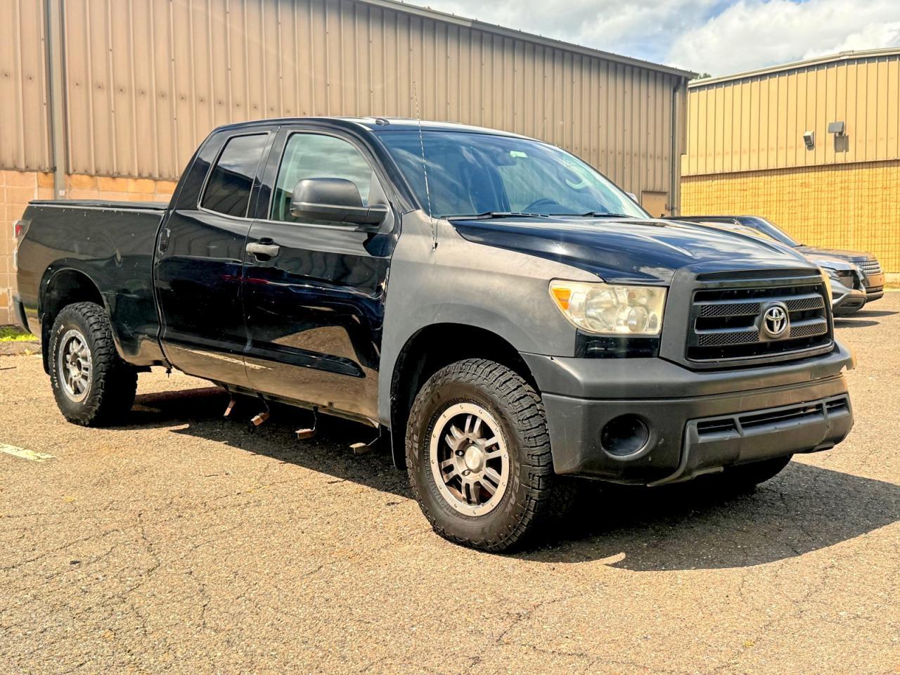 2010 TOYOTA TUNDRA 5TFUY5F10AX156877