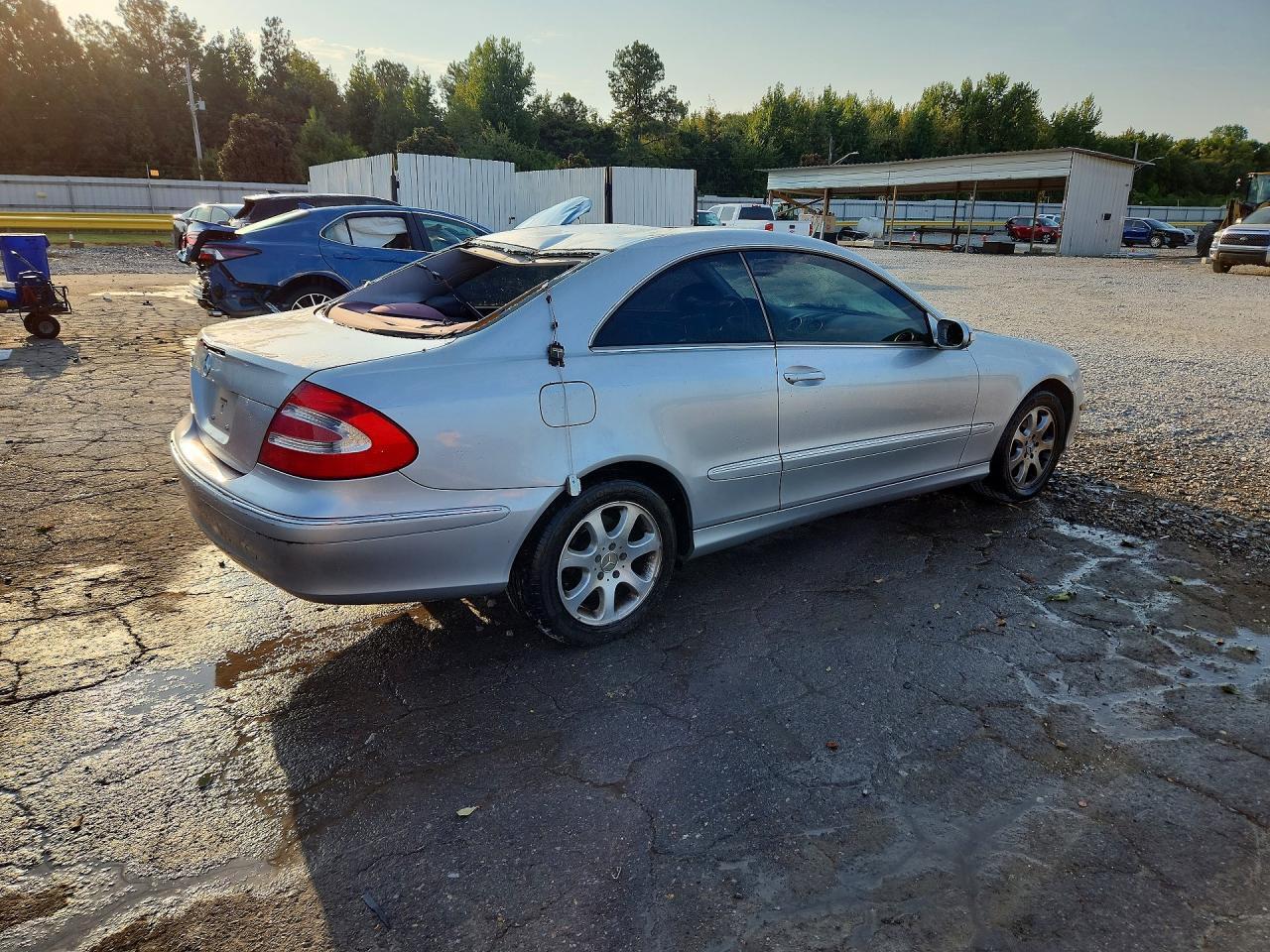 WDBTJ65J63F035544 2003 MERCEDES-BENZ CLK photo no. 3