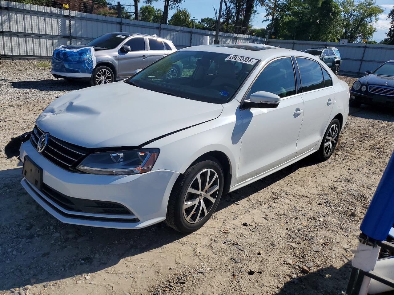 2017 VOLKSWAGEN JETTA 3VWB67AJ3HM300001