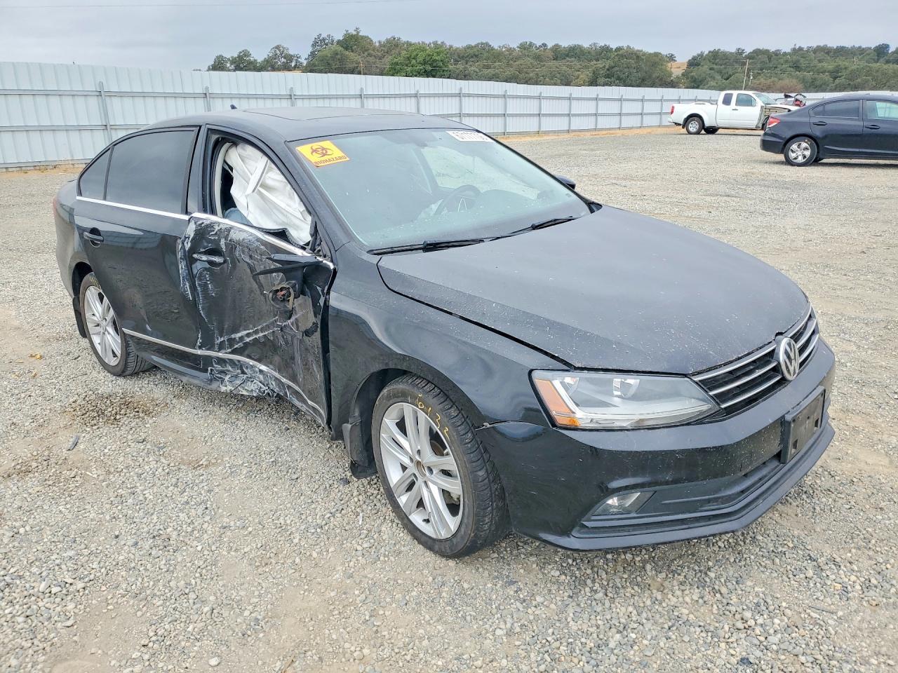 2017 VOLKSWAGEN JETTA SEL — Фото 4 из 12