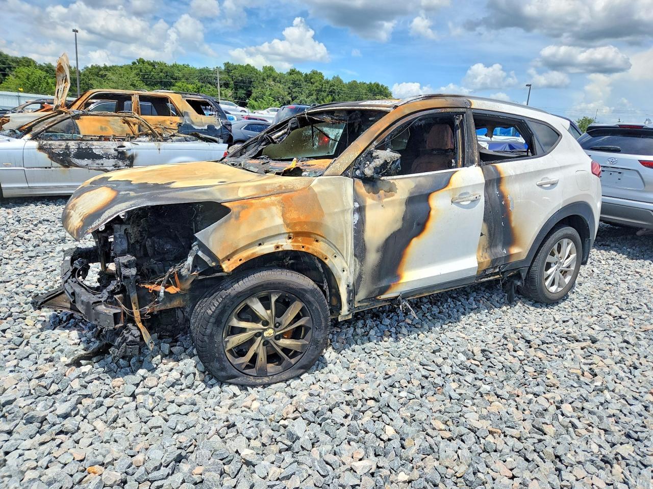 2021 HYUNDAI TUCSON KM8J33A44MU323797