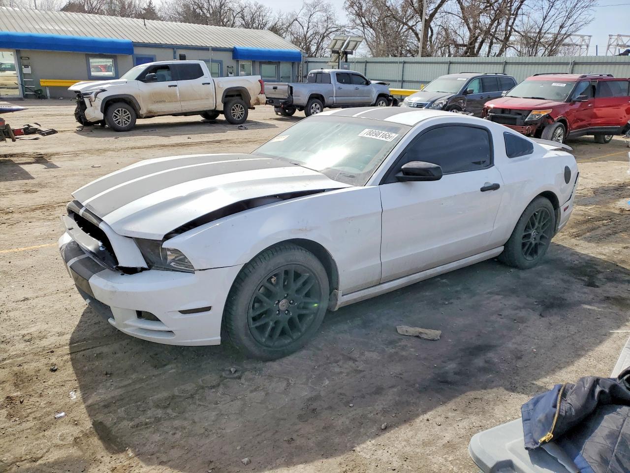 2014 FORD MUSTANG 1ZVBP8AM1E5231422