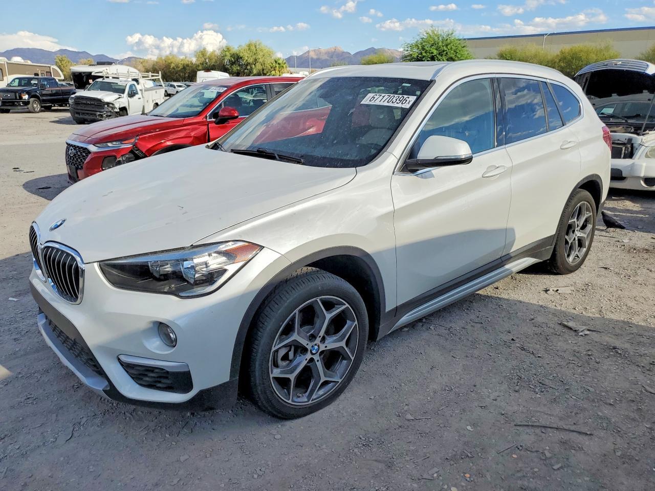 2018 BMW X1 WBXHU7C39J5L08409