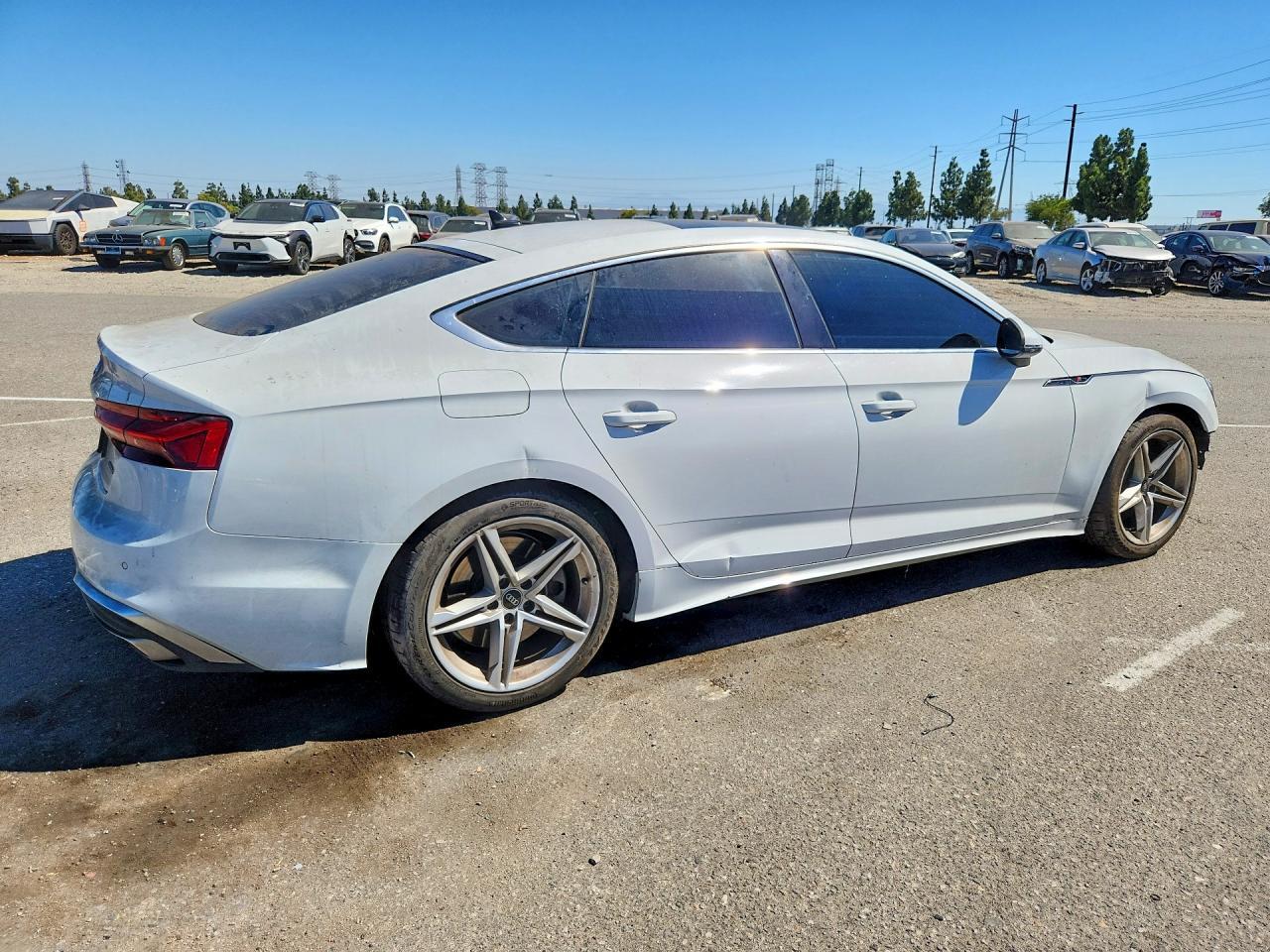 WAUDACF55NA030158 2022 AUDI A5 photo no. 3