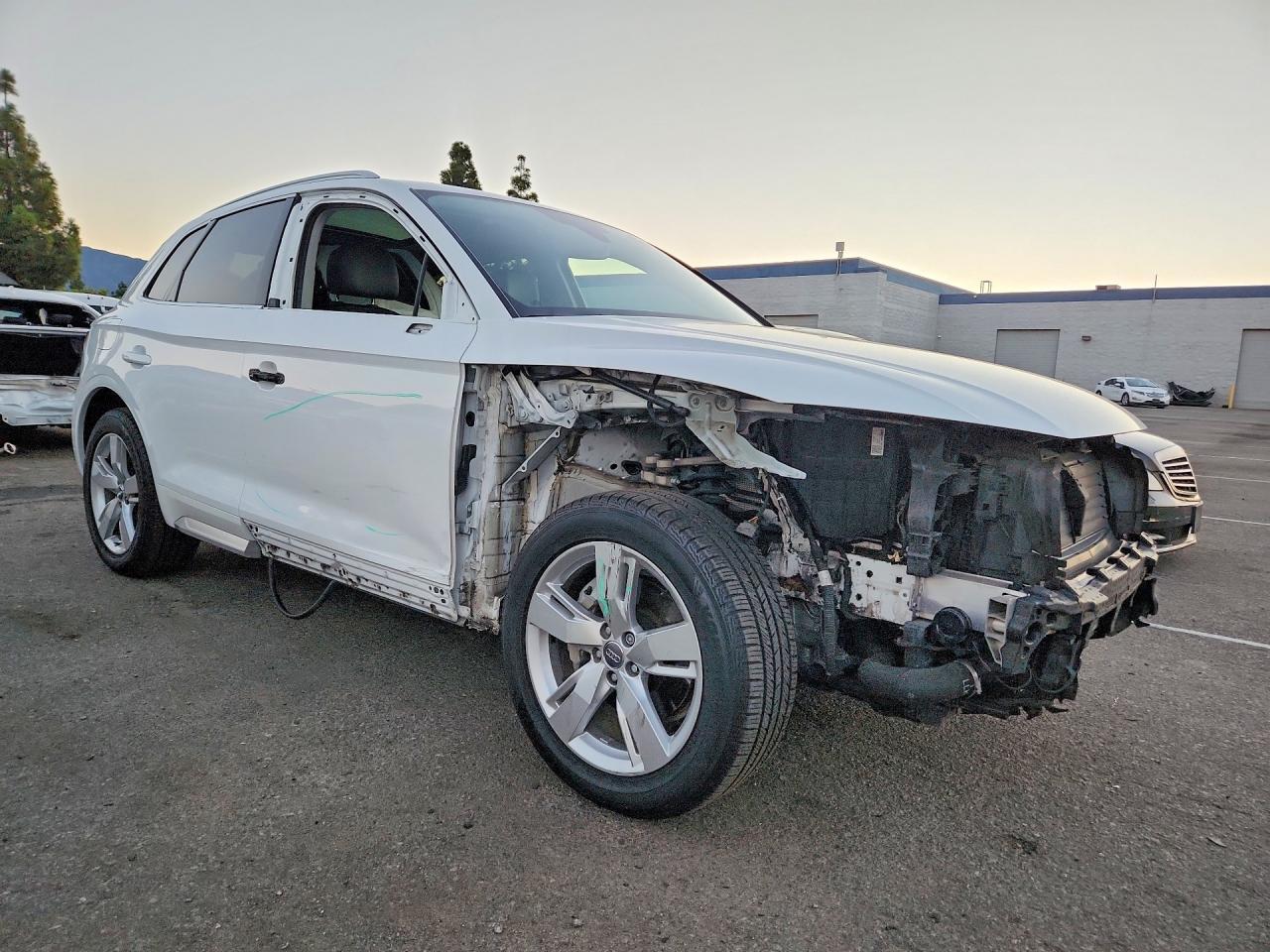 2018 AUDI Q5 PREMIUM PLUS — Фото 4 из 13