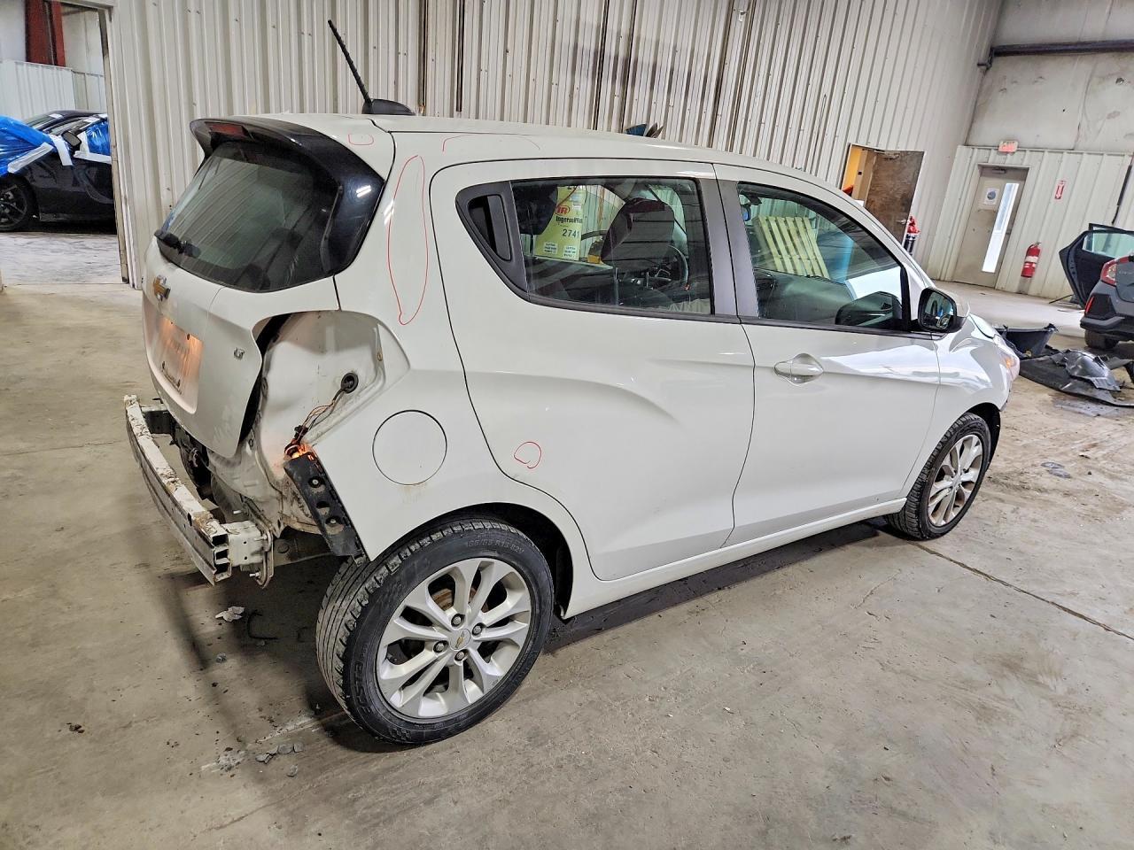 2021 CHEVROLET SPARK 1LT — Фото 3 из 13