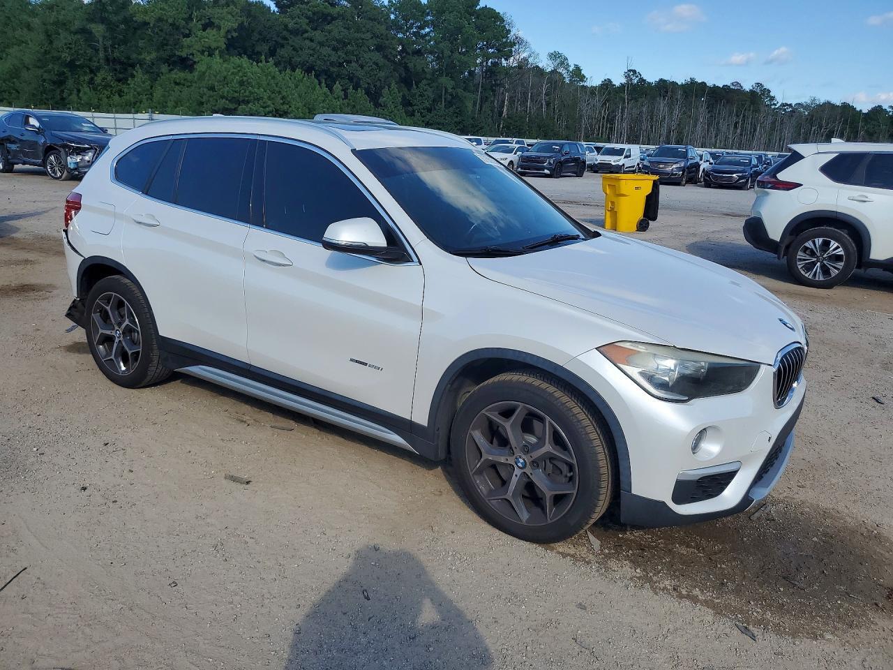 2018 BMW X1 SDRIVE28I — Фото 4 из 14