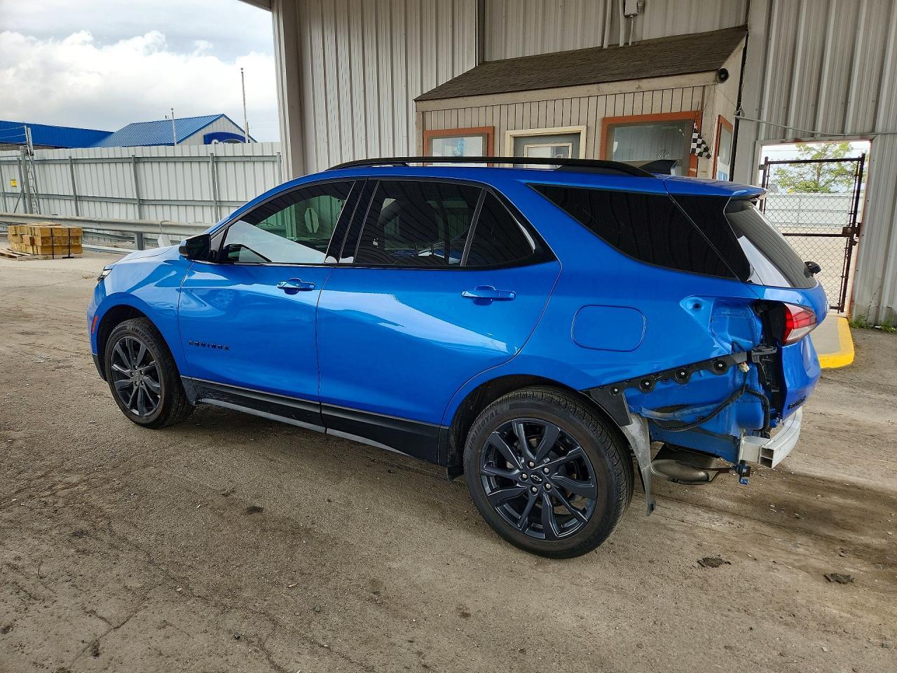 2024 CHEVROLET EQUINOX RS — Фото 2 из 14