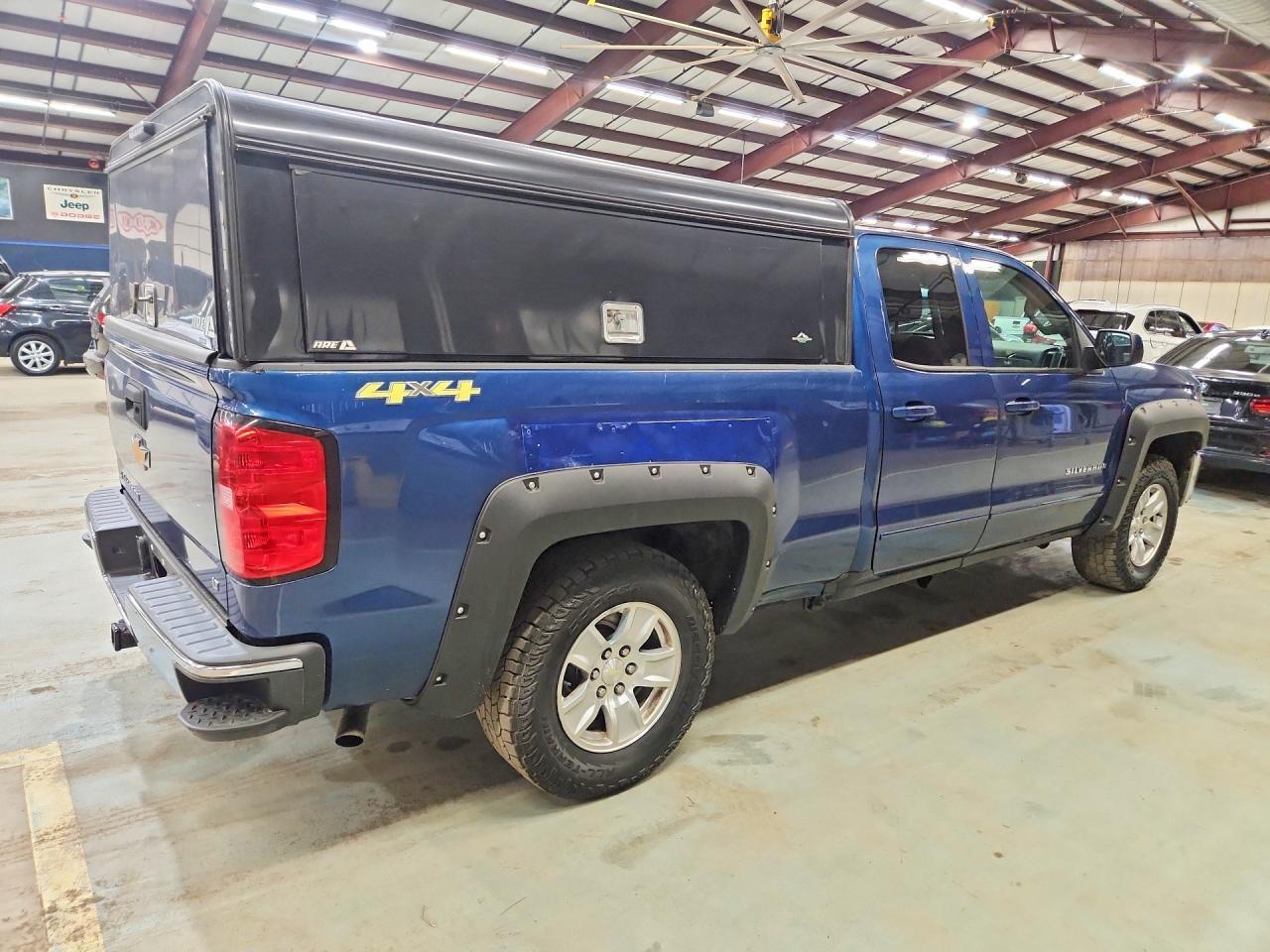 2016 CHEVROLET SILVERADO K1500 LT — Фото 3 из 12