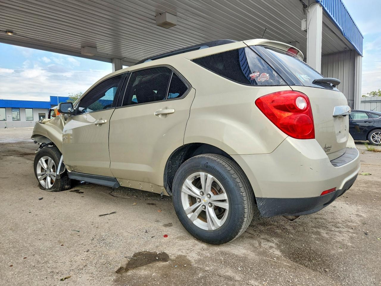 2015 CHEVROLET EQUINOX LT — Фото 2 из 14