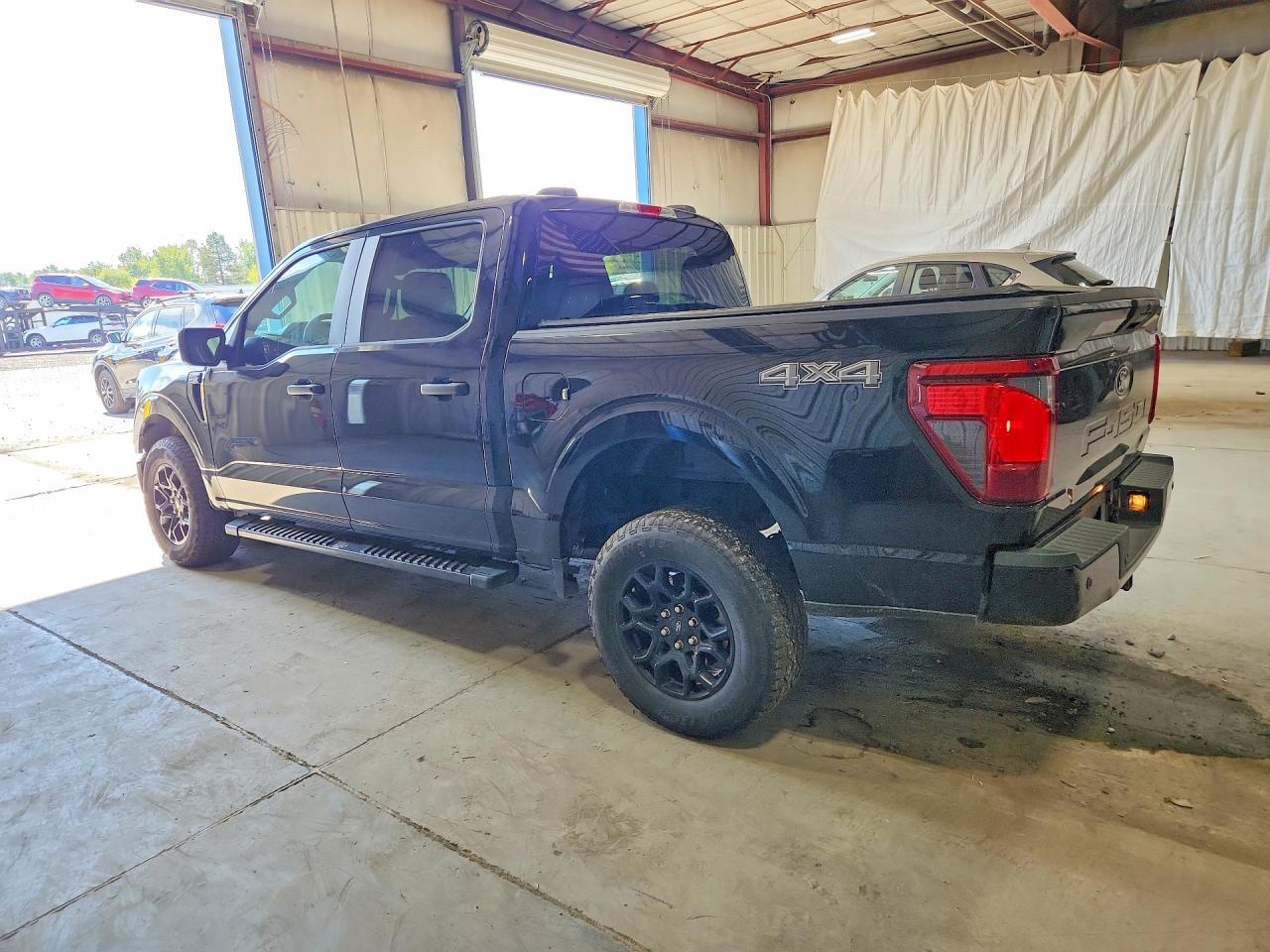 2025 FORD F150 STX — Фото 2 из 12