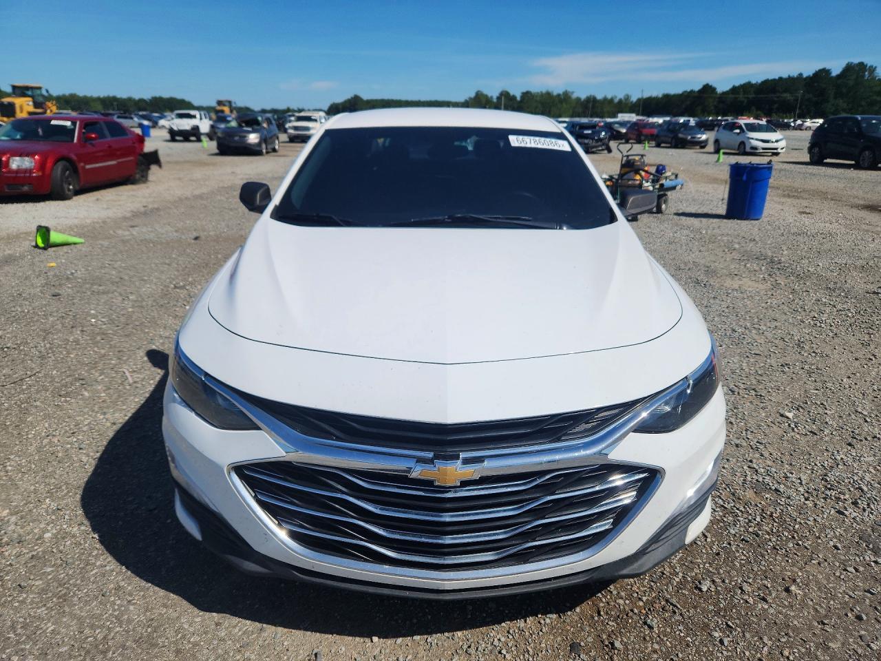 2019 CHEVROLET MALIBU LS — Фото 5 из 12
