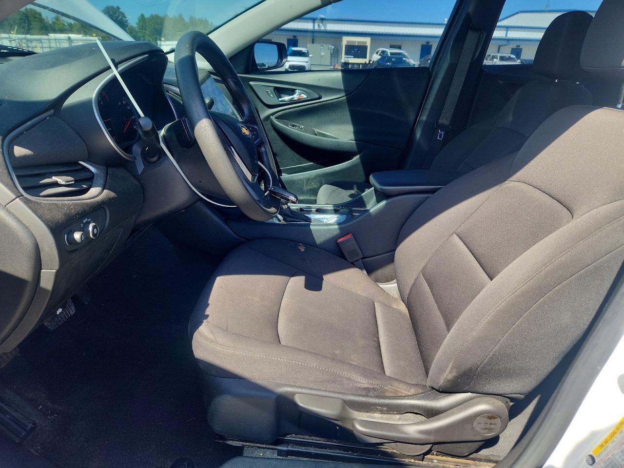 2019 CHEVROLET MALIBU LS — Фото 7 из 12