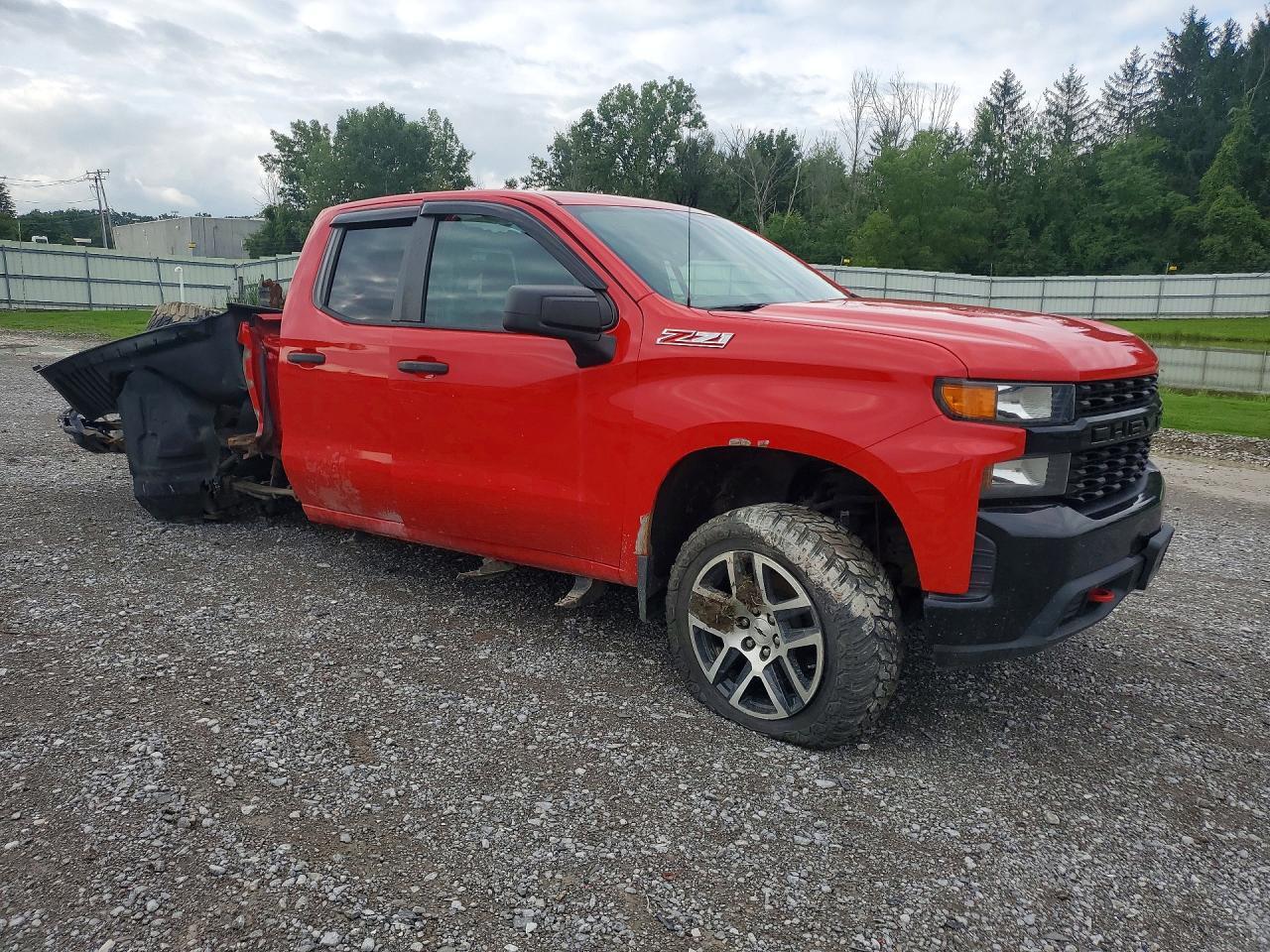 2019 CHEVROLET SILVERADO K1500 TRAIL BOSS CUSTOM — Фото 4 из 13