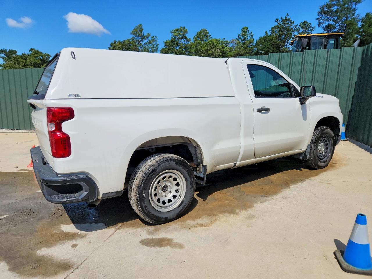 3GCNAAEK2PG340565 2023 CHEVROLET SILVERADO photo no. 3