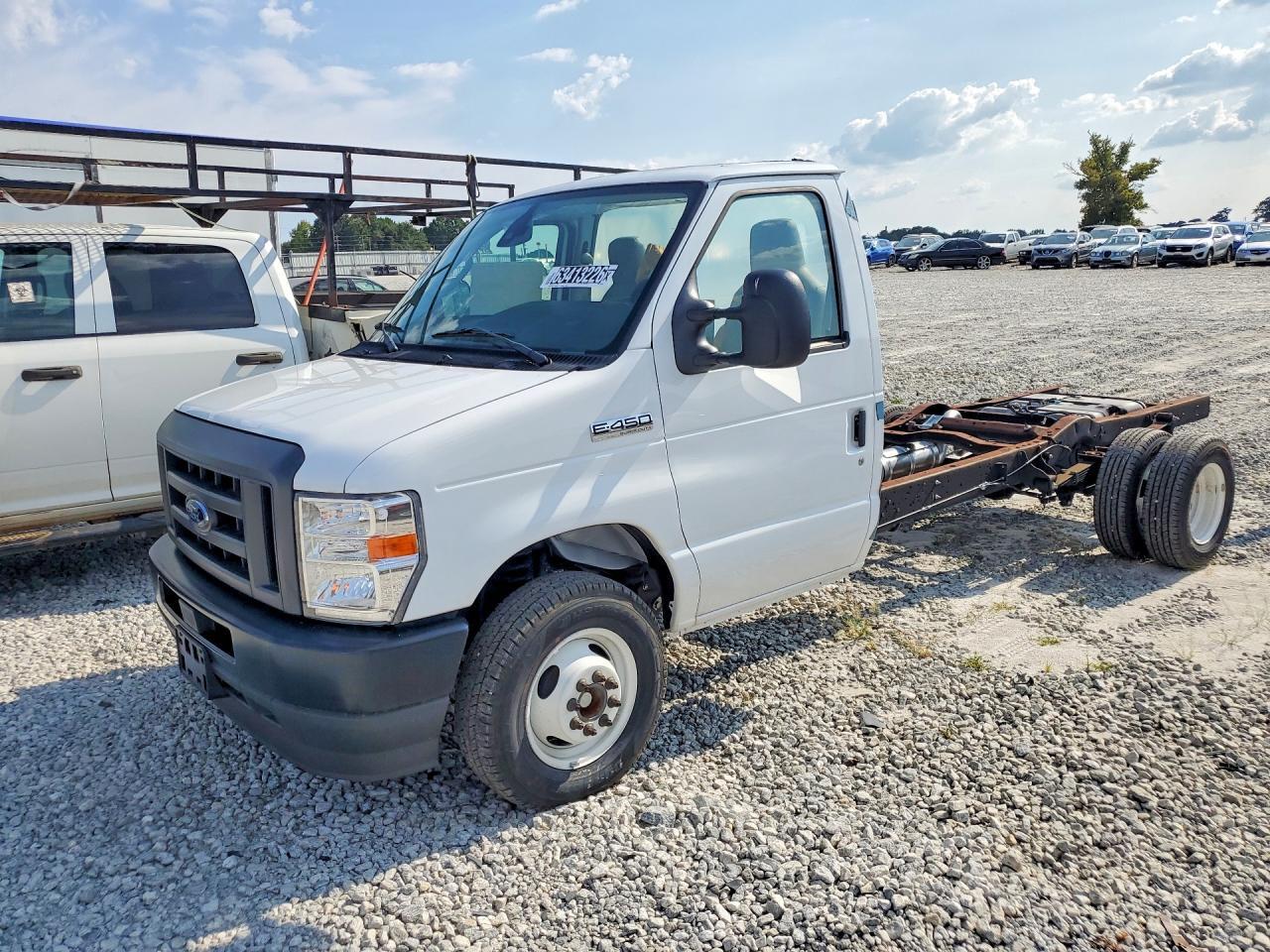 2024 FORD ECONOLINE 1FDWE4FNXRDD42532
