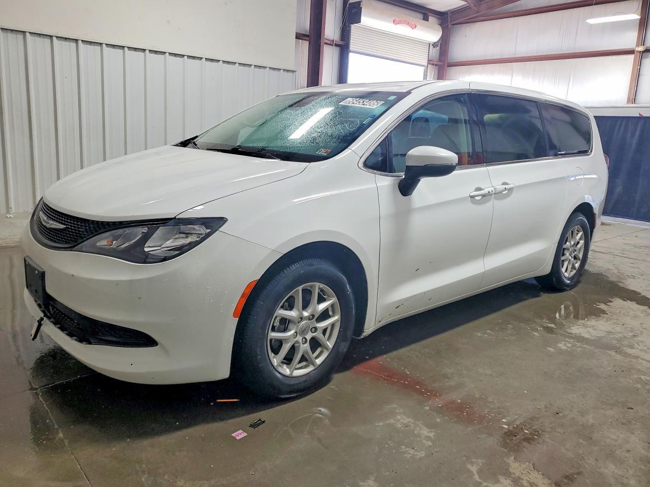 2023 CHRYSLER VOYAGER 2C4RC1CG5PR623627
