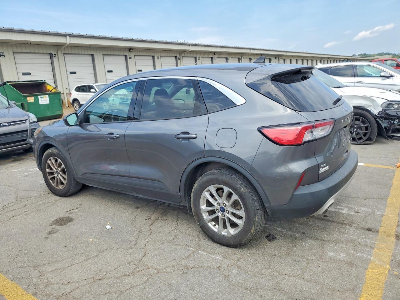 2021 FORD ESCAPE SE — Фото 2 из 13