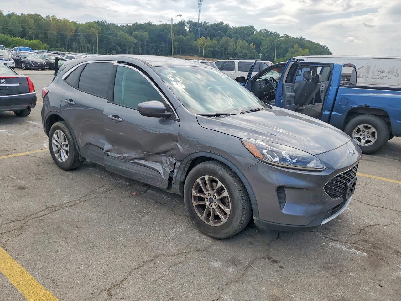 2021 FORD ESCAPE SE — Фото 4 из 13