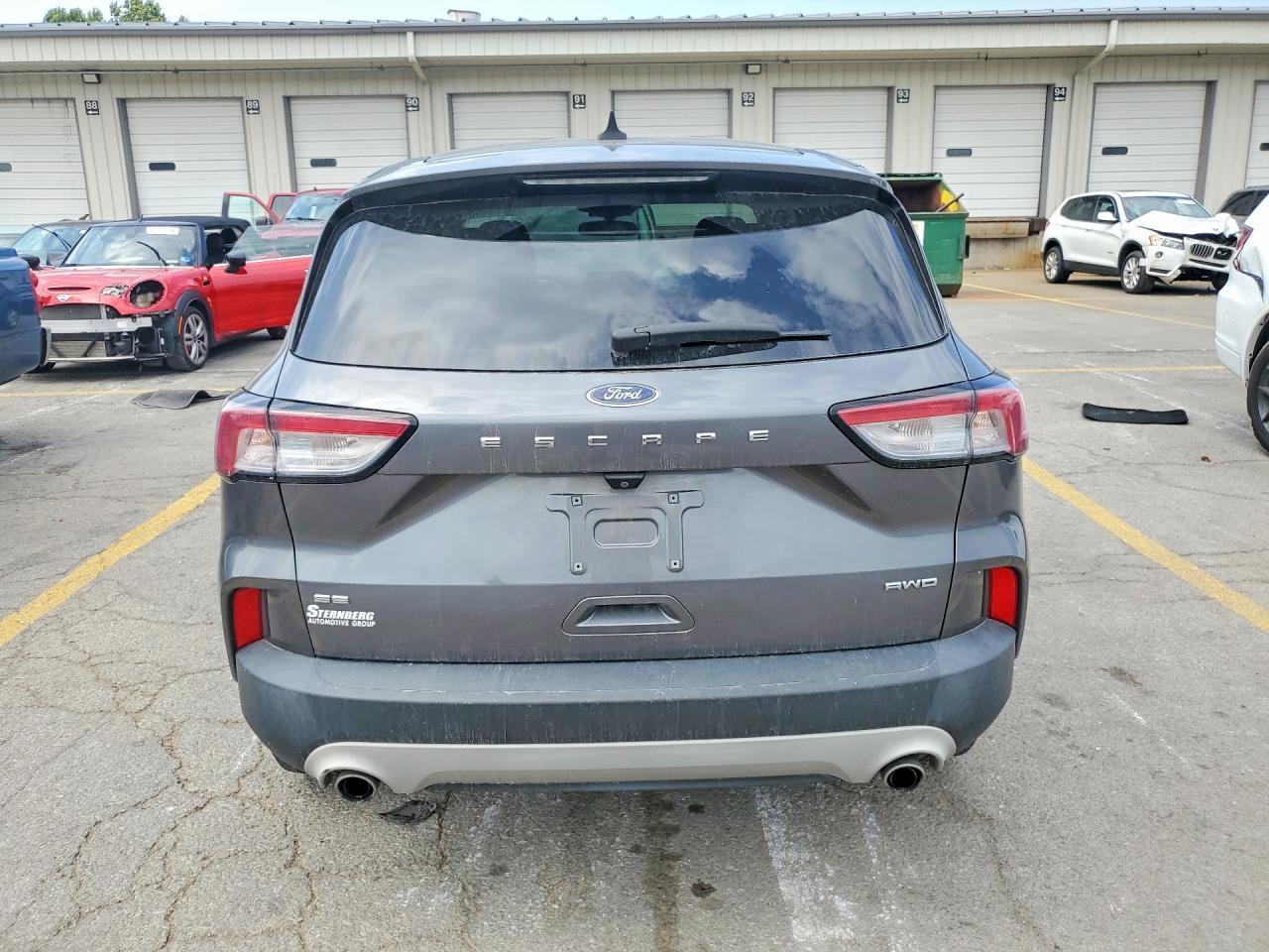 2021 FORD ESCAPE SE — Фото 6 из 13