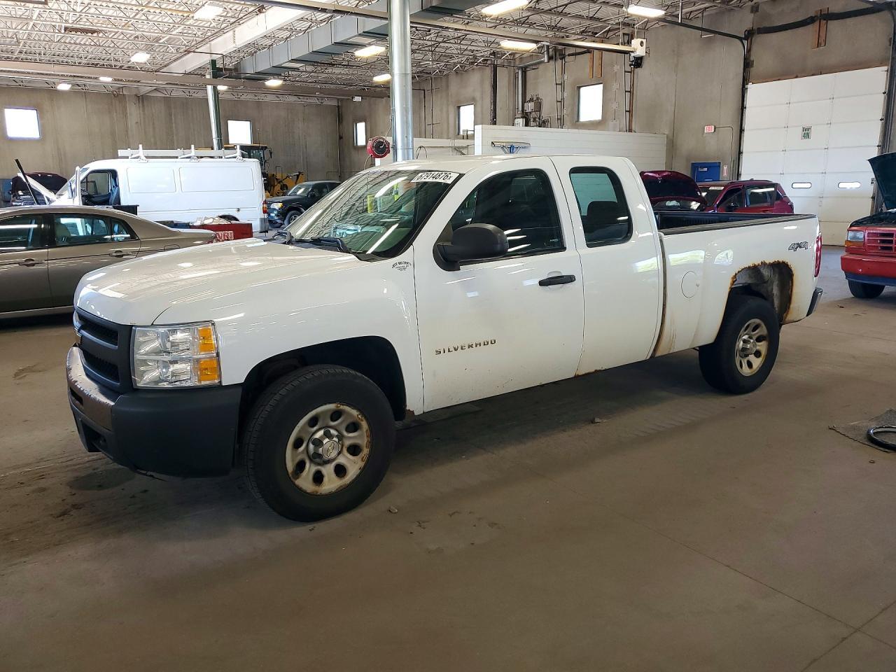 2013 CHEVROLET SILVERADO 1GCRKPEA0DZ102055