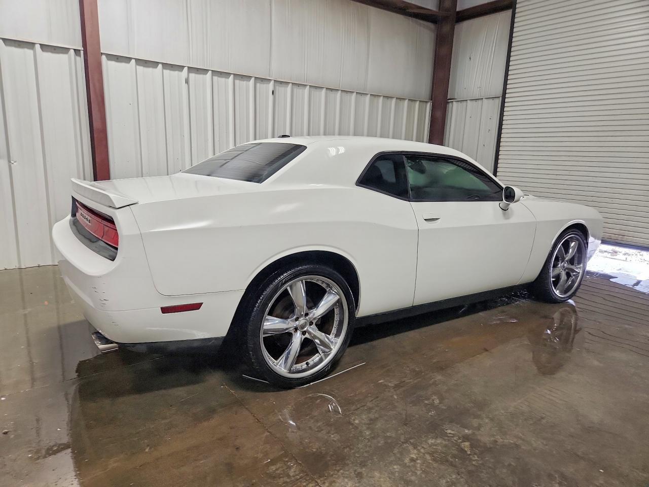 2C3CDYBT1EH284317 2014 DODGE CHALLENGER photo no. 3