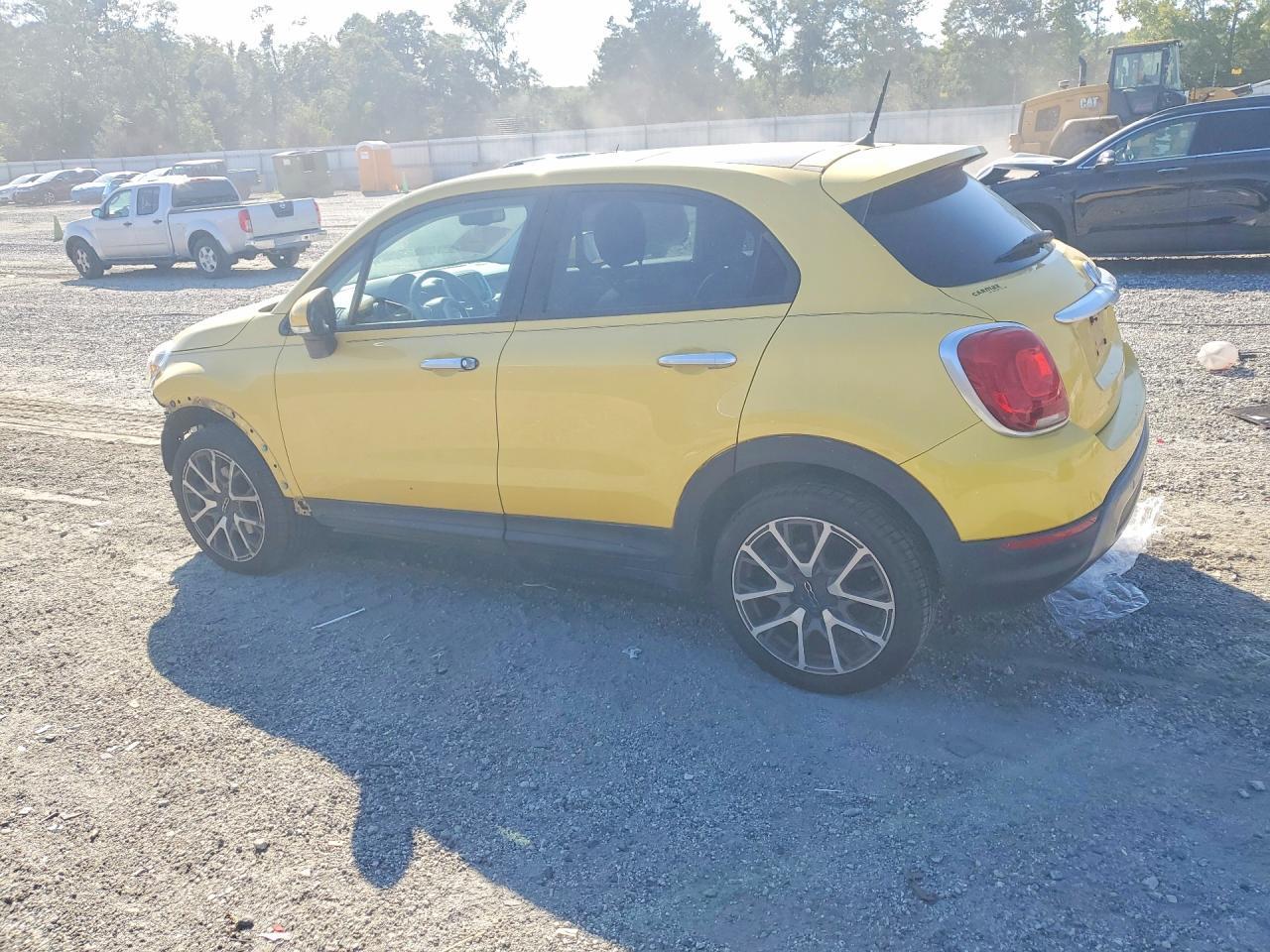 2016 FIAT 500X TREKKING PLUS — Фото 2 из 12