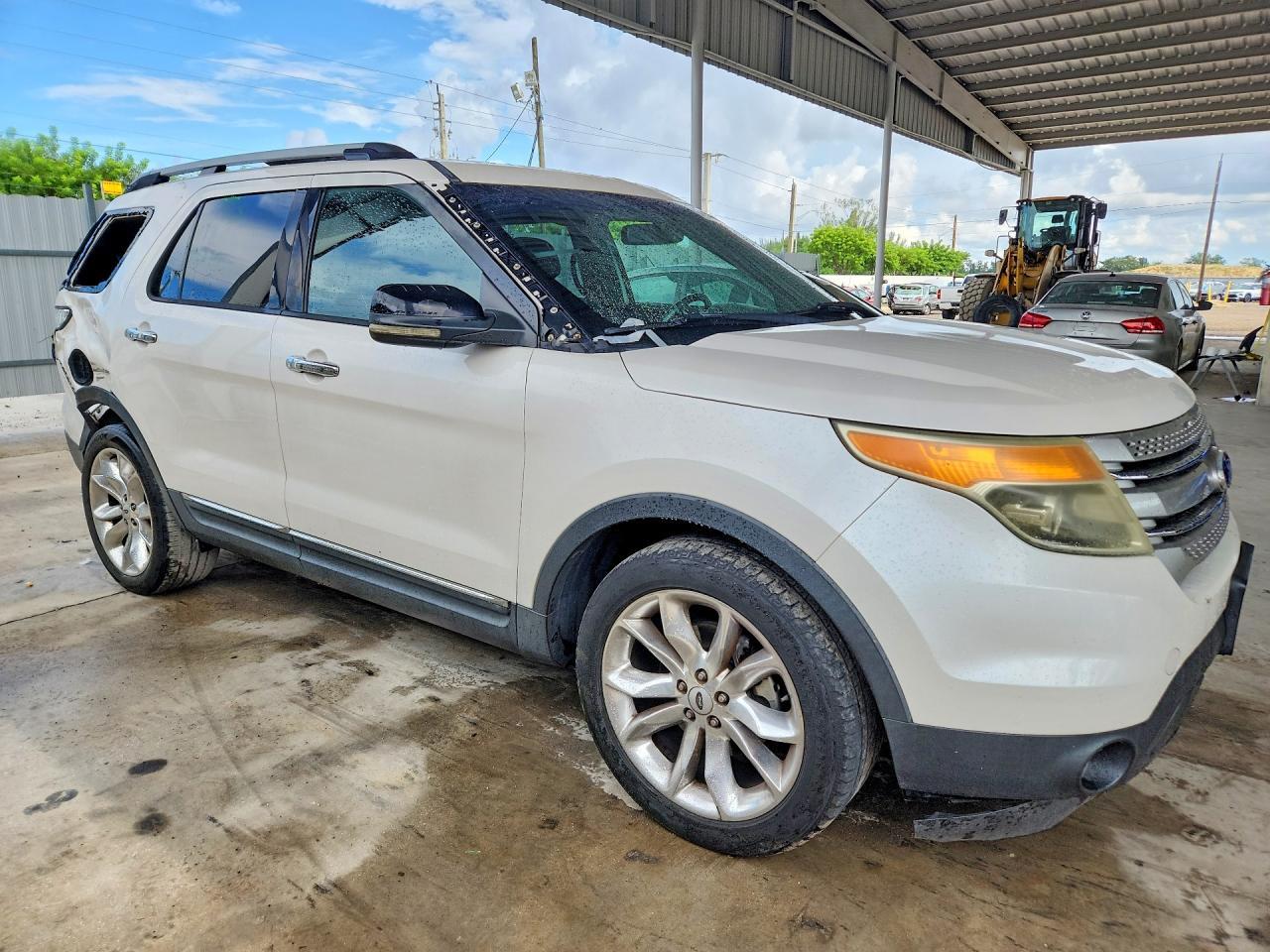 1FM5K7D82DGA10451 2013 FORD EXPLORER photo no. 4