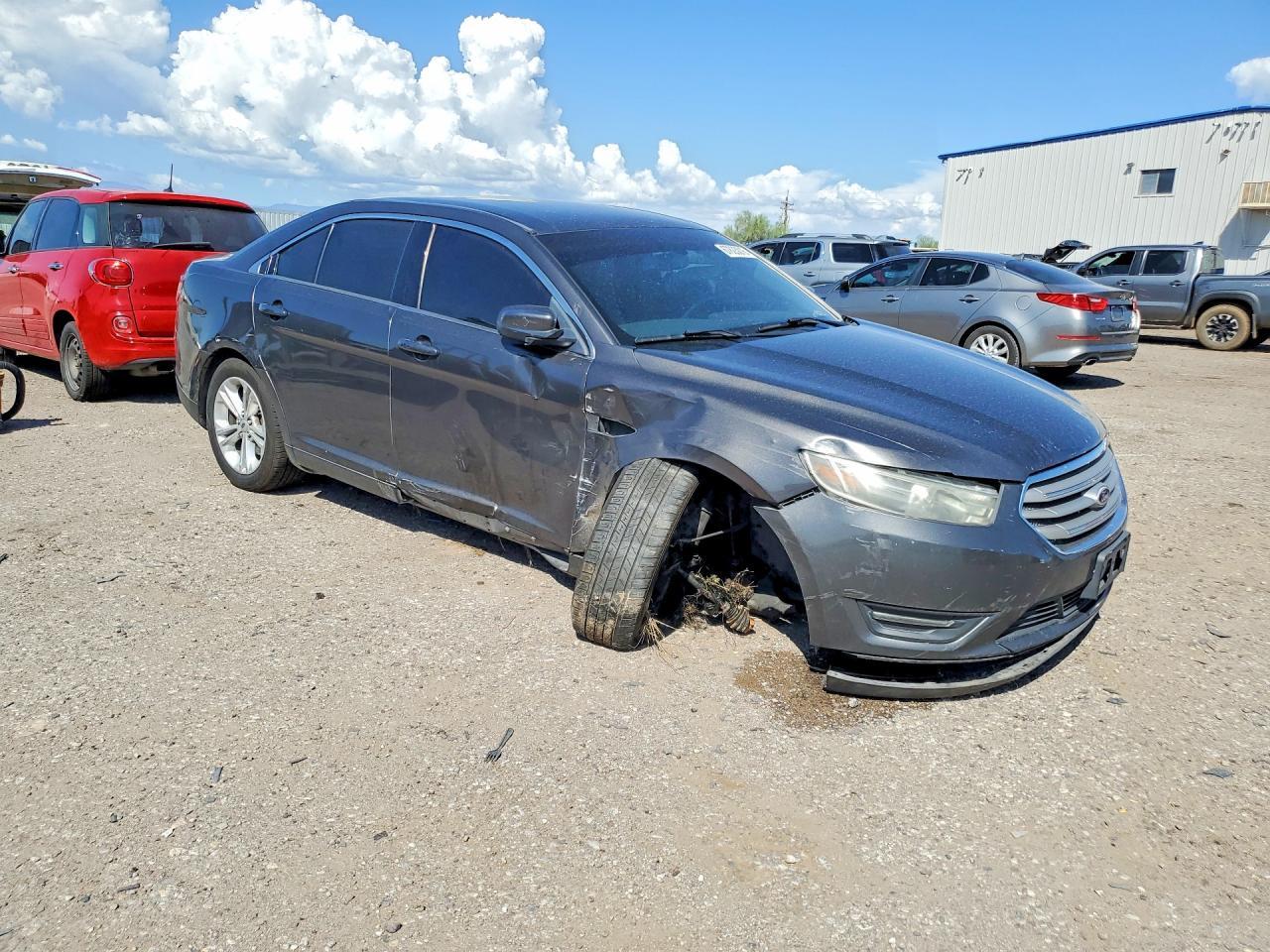 2015 FORD TAURUS SEL — Фото 4 из 12