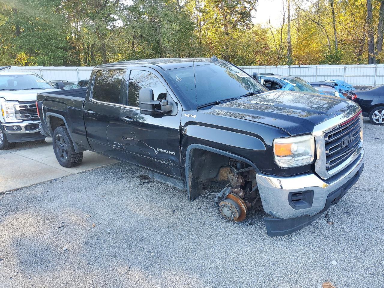 2015 GMC SIERRA K2500 SLE — Фото 4 из 12