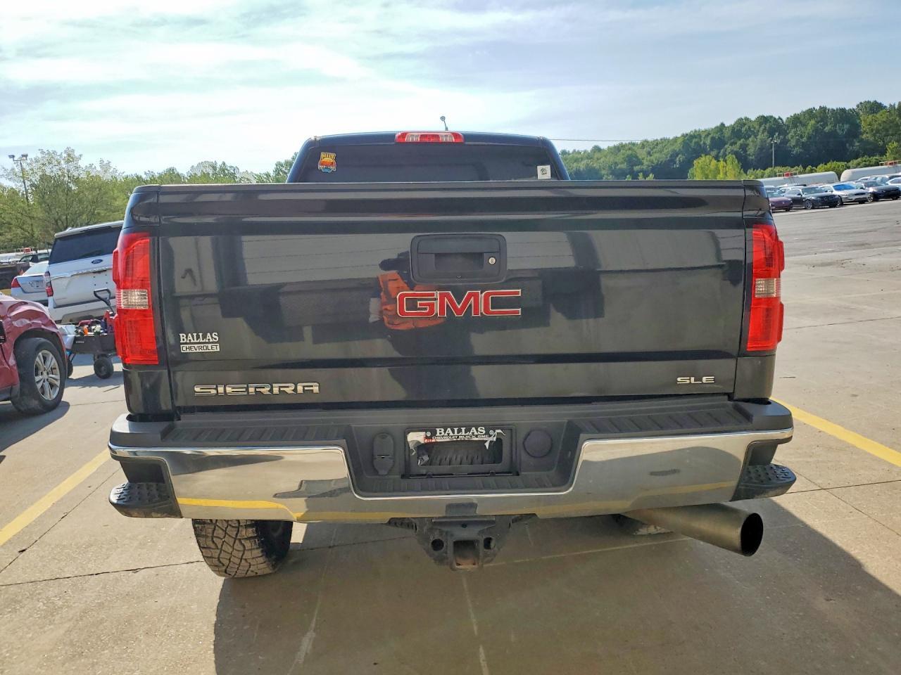 2015 GMC SIERRA K2500 SLE — Фото 6 из 12