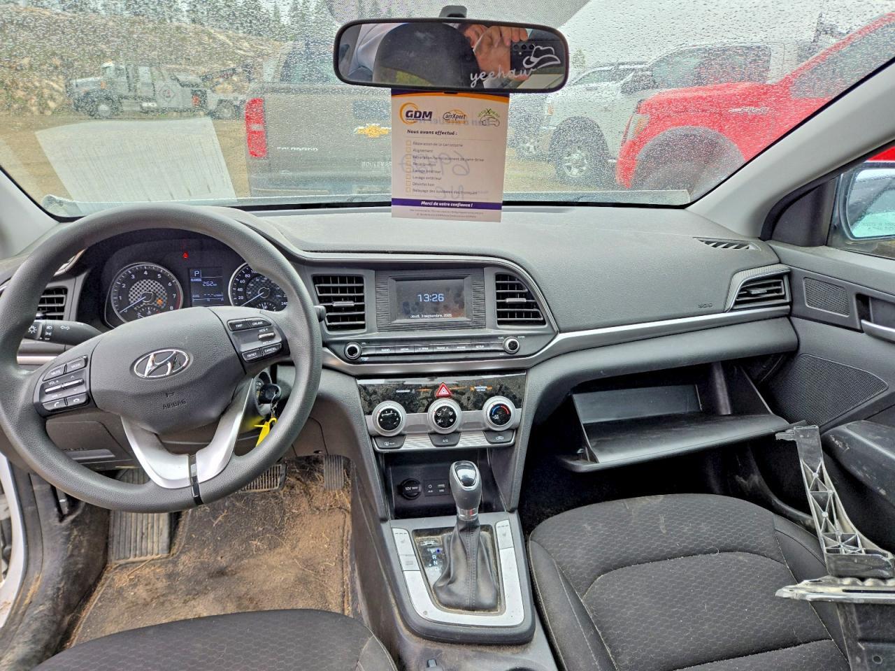 2020 HYUNDAI ELANTRA SE — Фото 8 из 12