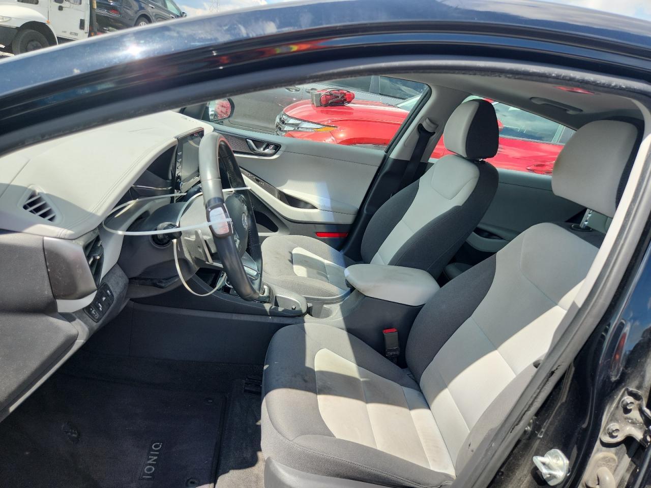 2020 HYUNDAI IONIQ SEL — Фото 7 из 13