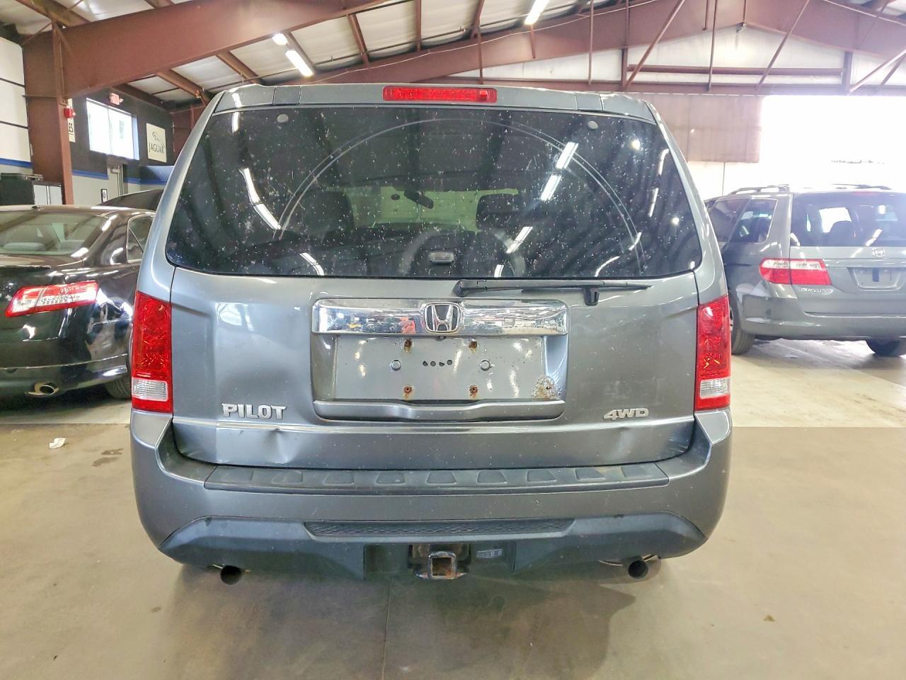 2013 HONDA PILOT LX — Фото 6 из 13