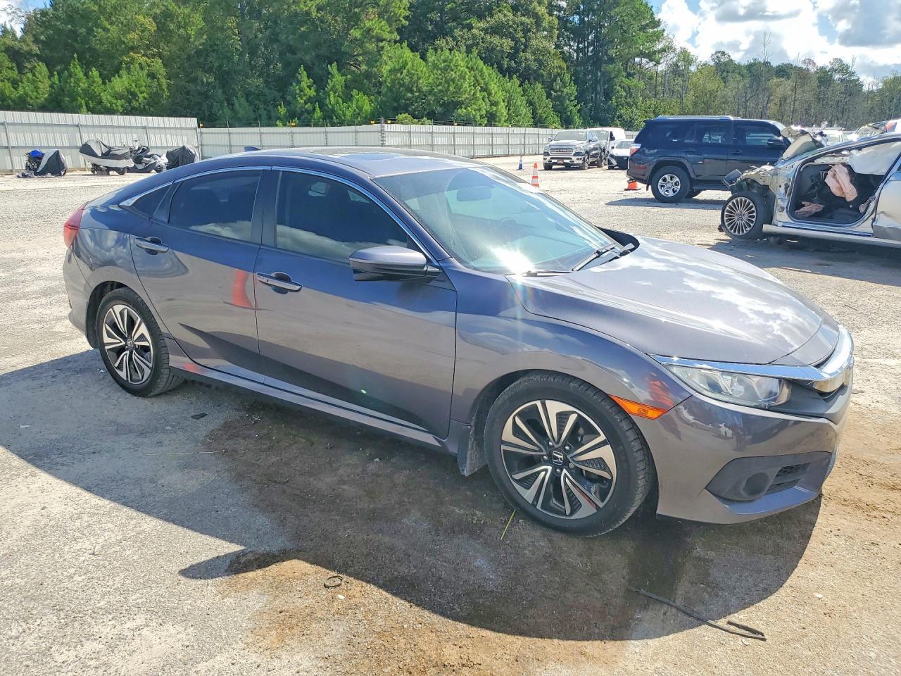 2017 HONDA CIVIC EX — Фото 4 из 12