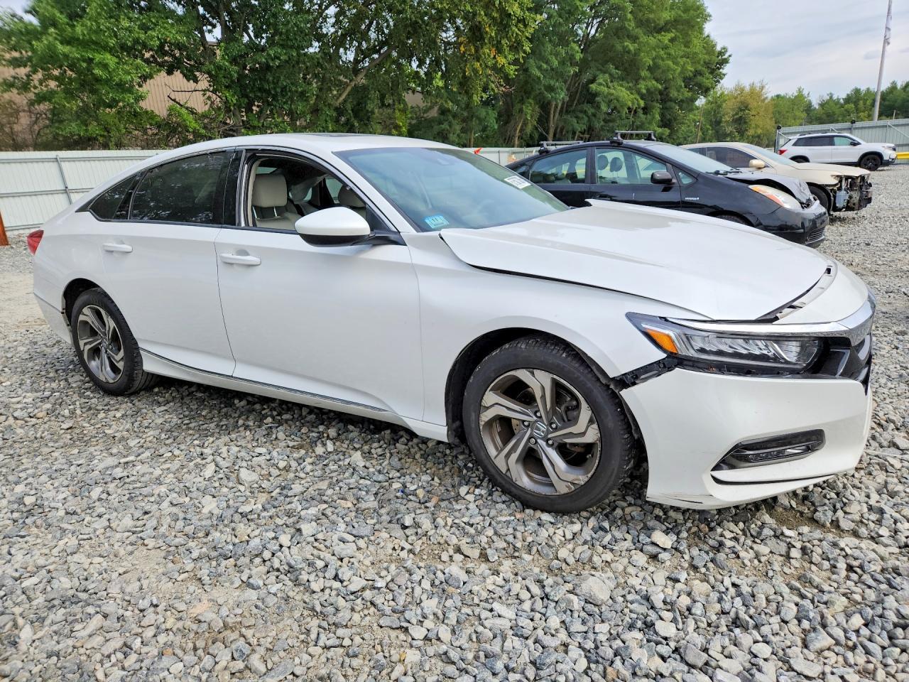 2018 HONDA ACCORD EX — Фото 4 из 12