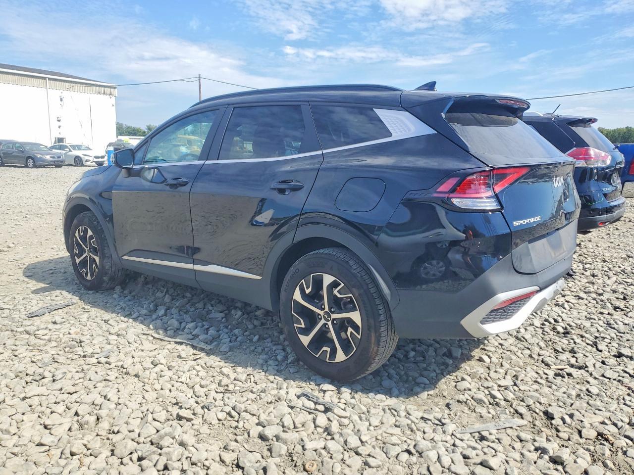 2025 KIA SPORTAGE EX — Фото 2 из 13