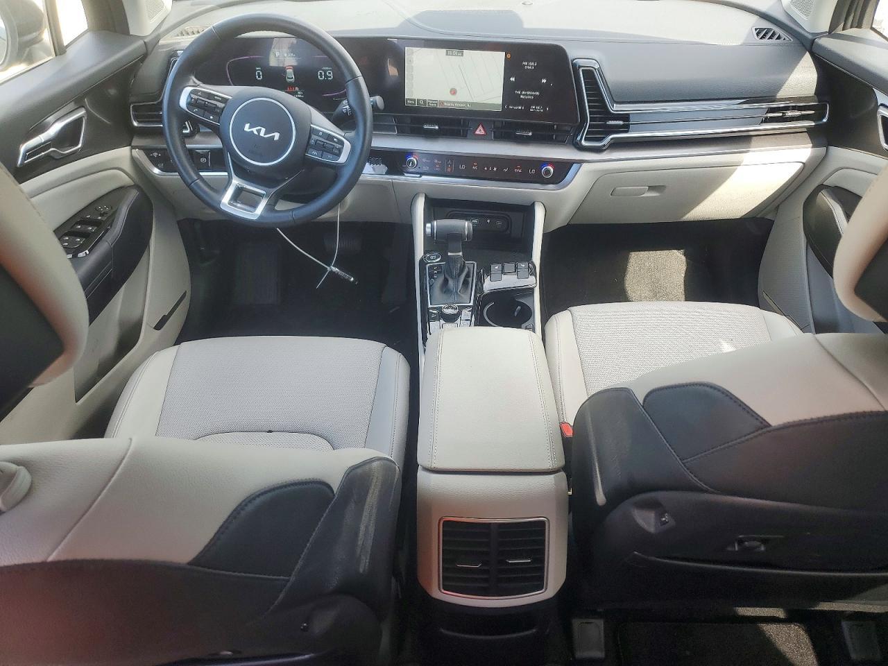 2025 KIA SPORTAGE EX — Фото 8 из 13