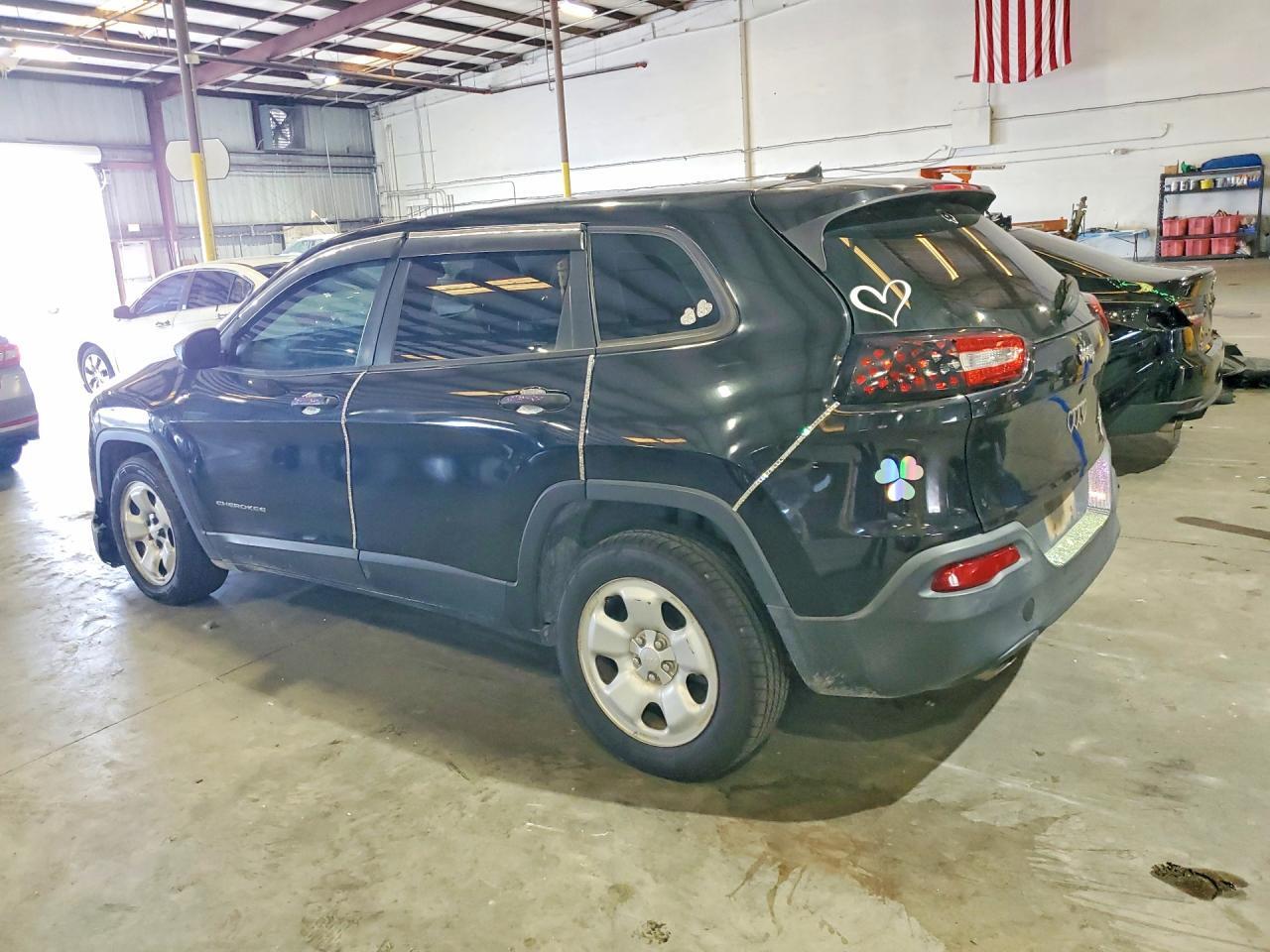 2014 JEEP CHEROKEE SPORT — Фото 2 из 13