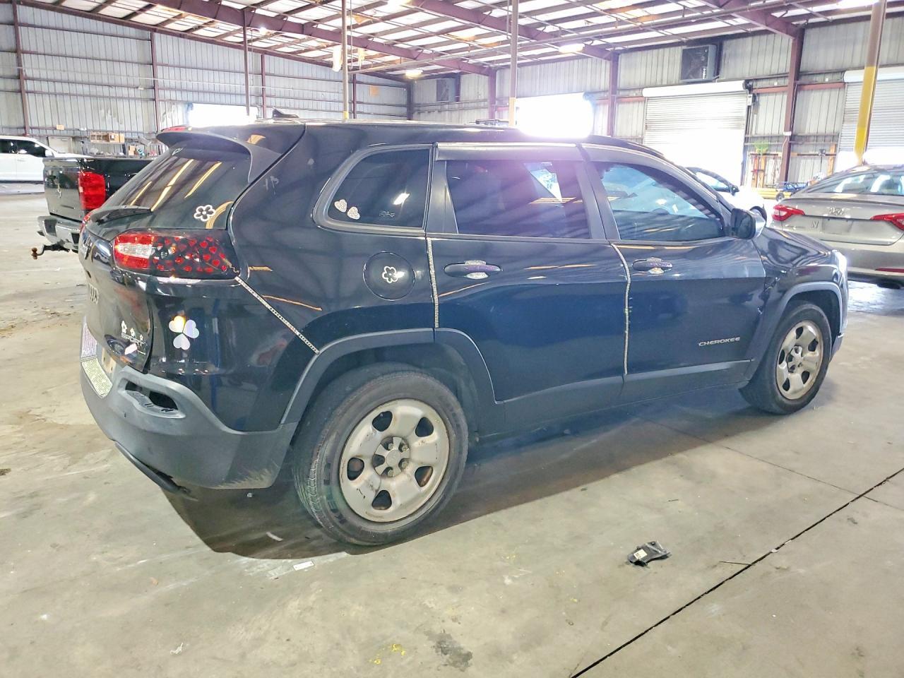 2014 JEEP CHEROKEE SPORT — Фото 3 из 13