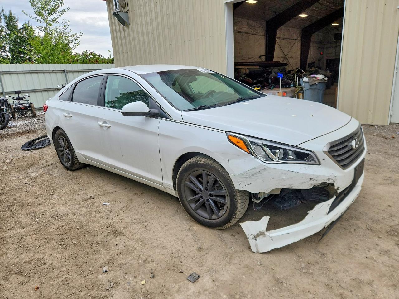 2016 HYUNDAI SONATA SE — Фото 4 из 13