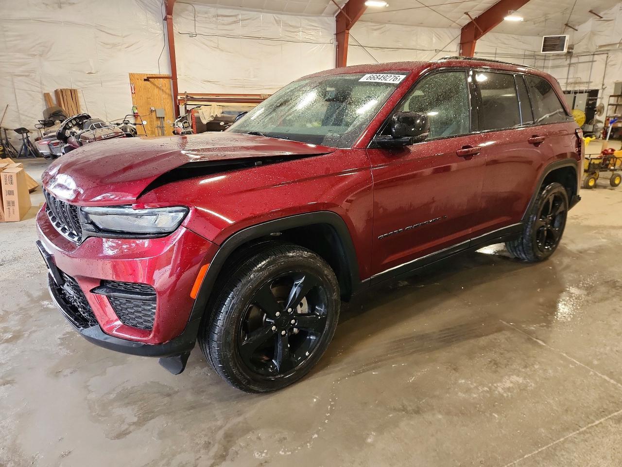2023 JEEP GRAND CHEROKEE LAREDO