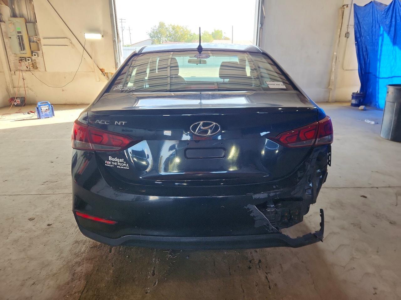 2018 HYUNDAI ACCENT SE — Фото 6 из 12