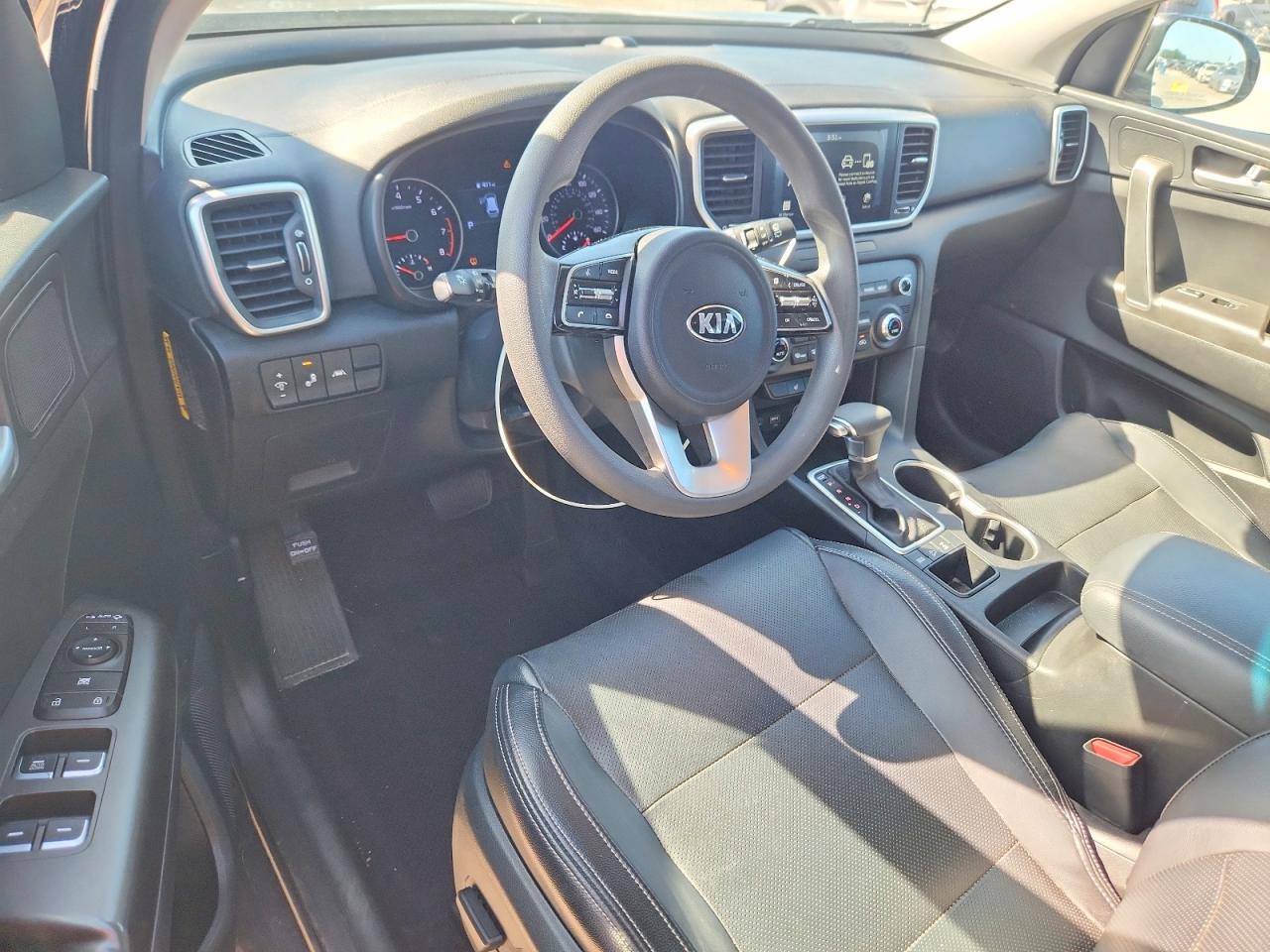 2020 KIA SPORTAGE LX — Фото 8 из 13