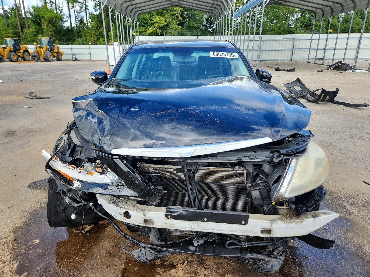 2013 HYUNDAI GENESIS 3.8L — Фото 5 из 13