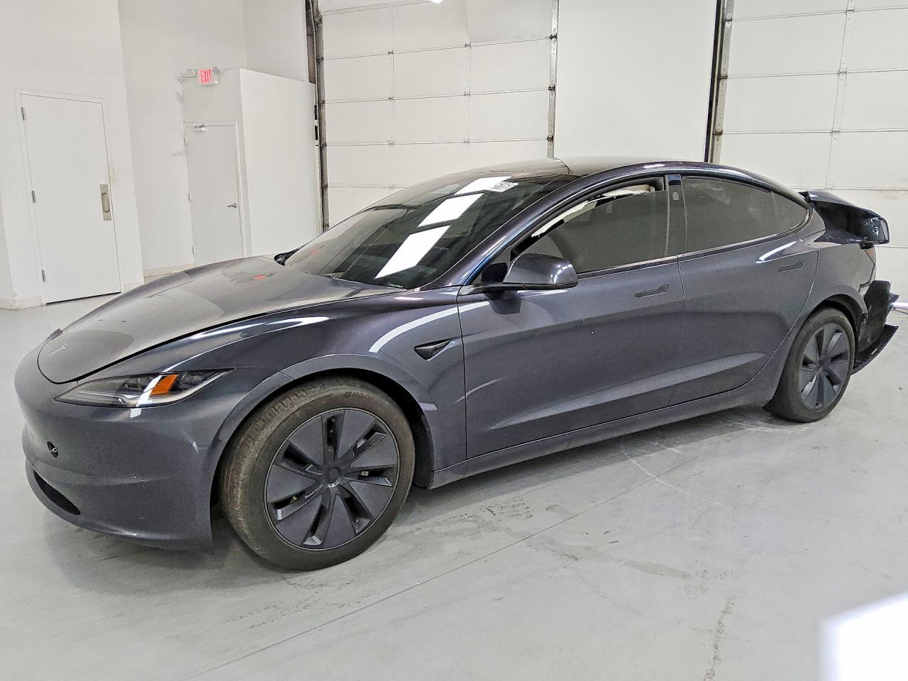 2025 TESLA MODEL 3 5YJ3E1EB3SF884650