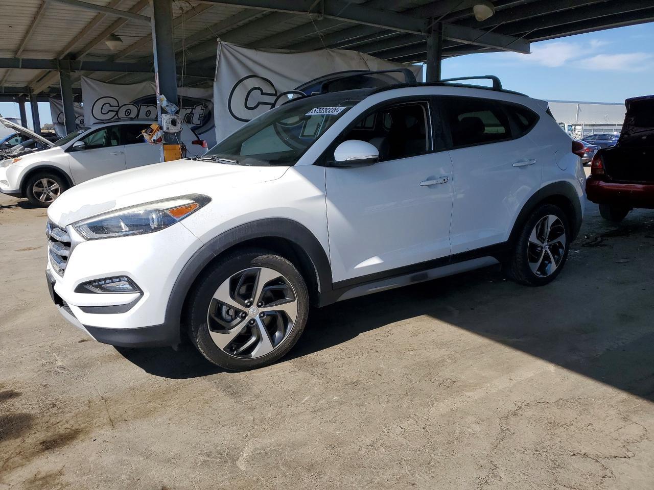 KM8J3CA24JU742937 2018 HYUNDAI TUCSON photo no. 1