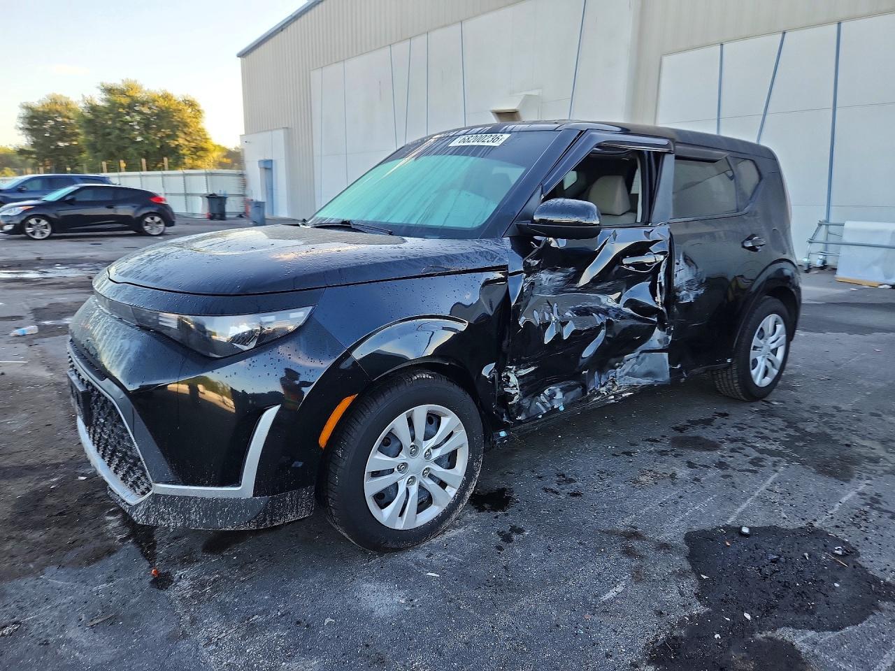 2023 KIA SOUL LX